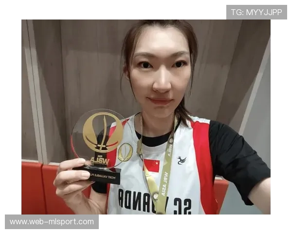 女篮精神让中国更加自信,中国女篮的精神给我的感受