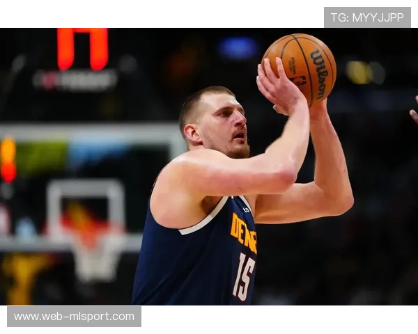 掘金中锋约基奇再度三双，统治禁区，掘金中锋约基奇是哪国人